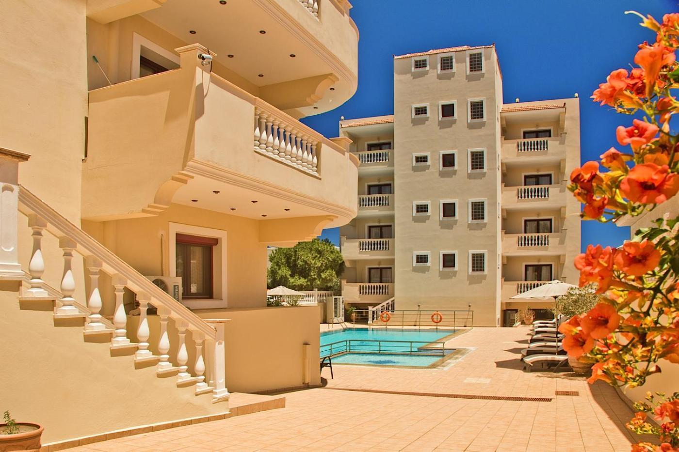 Socrates Hotel Apartments Karpathos Esterno foto