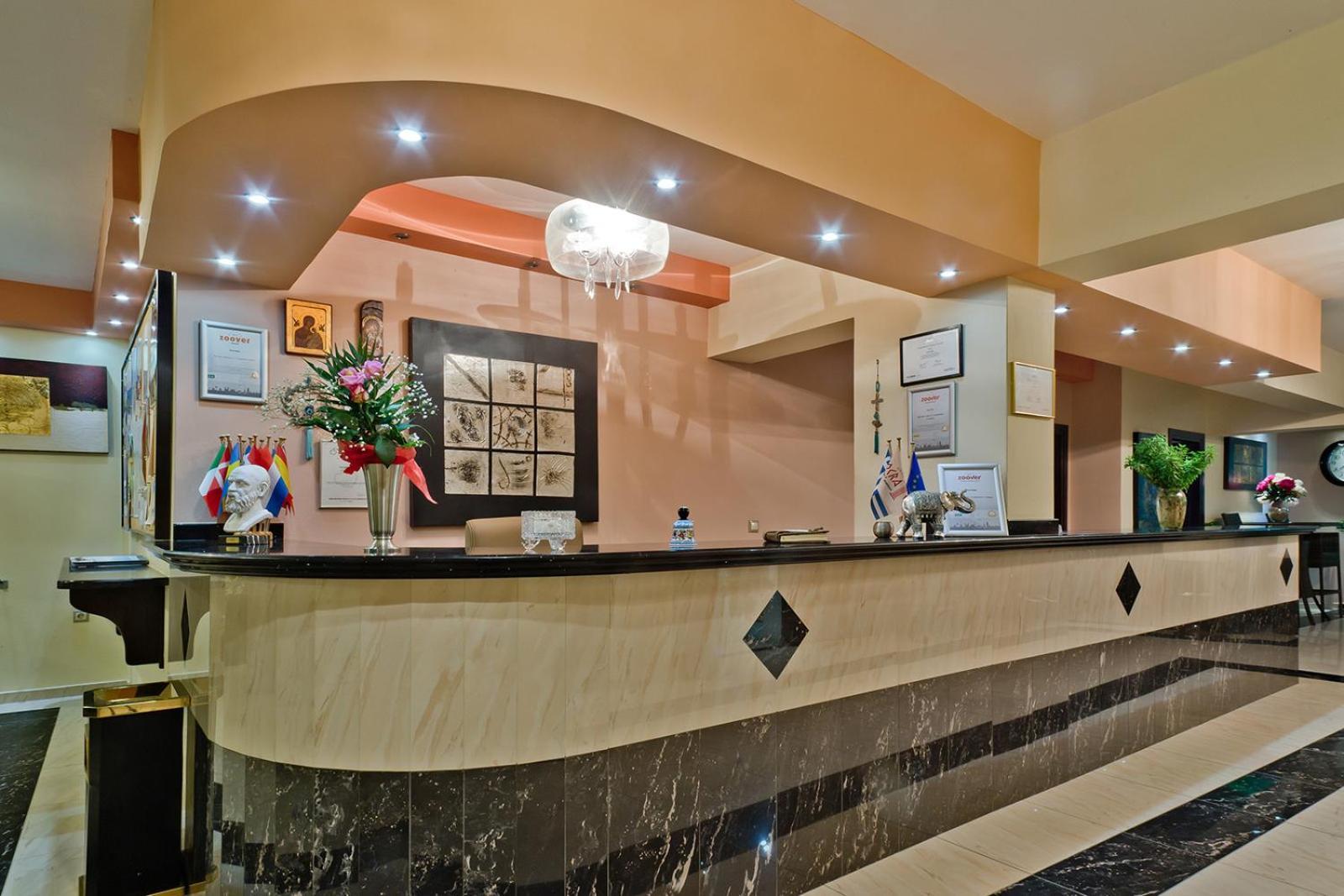 Socrates Hotel Apartments Karpathos Esterno foto