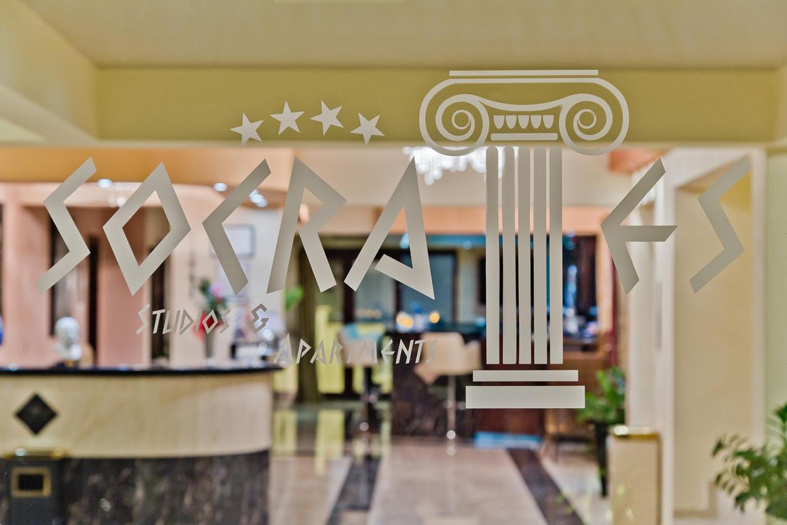 Socrates Hotel Apartments Karpathos Esterno foto