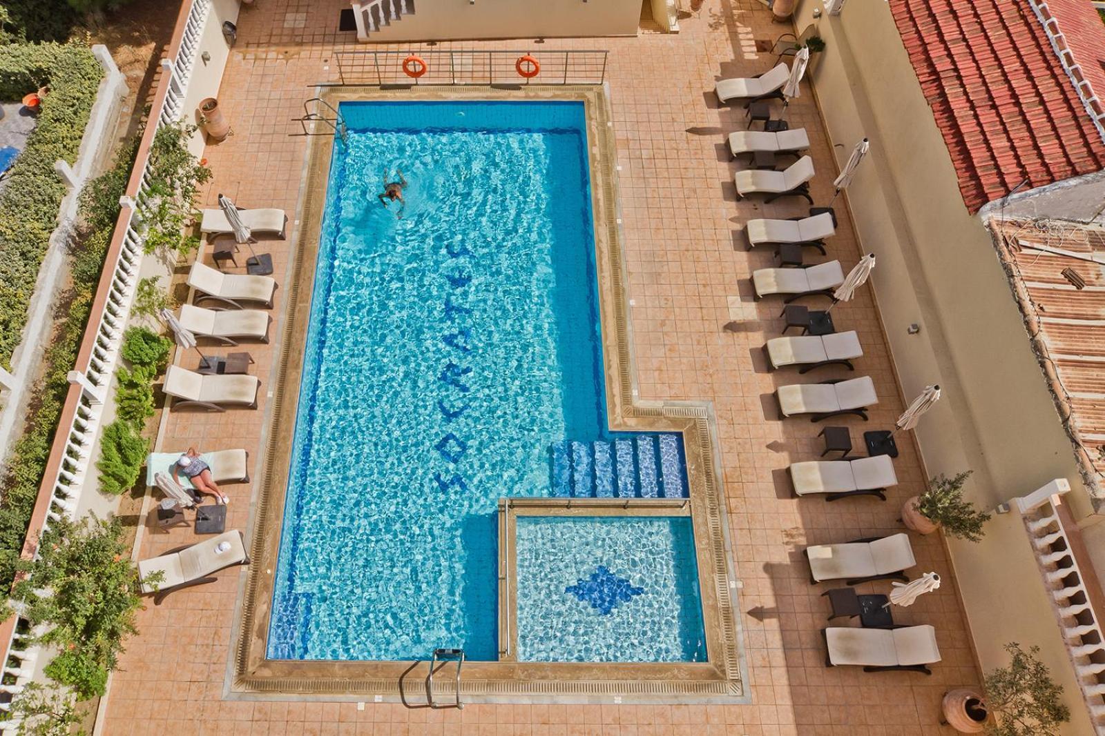 Socrates Hotel Apartments Karpathos Esterno foto
